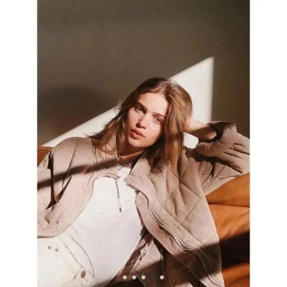 NWT Free People Quilted Dolman Jacket Bomber Oversized in Rose with Gold Zipper - Picture 8 of 13